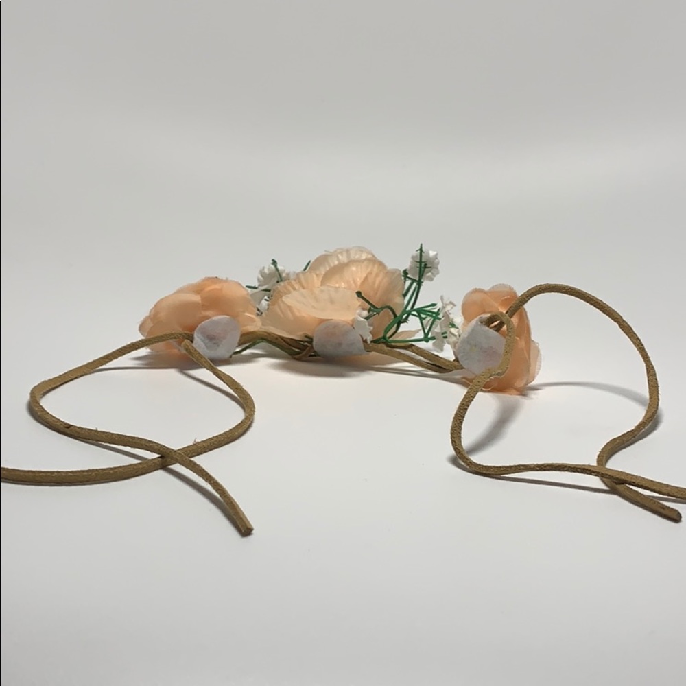 Bun Accessory 💇🏻‍♀️ - Picture 5 of 6